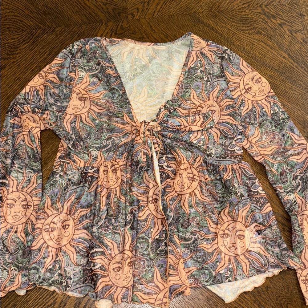 Celestial Sun Moon Butterfly Sheer Mesh Bell Sleeve Top XL NWOT
